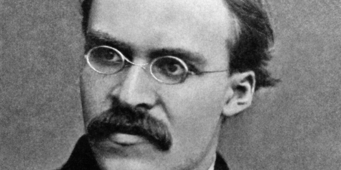 إعلان نيتشه موتَ الإله .. أزمة القيم وسؤال البديل