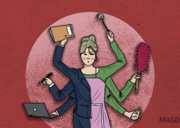 عندما يكون وصف “ربَّة منزل” وصمةَ عار